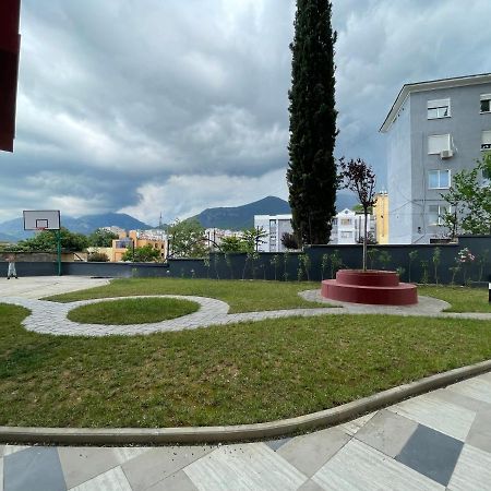 Kino Apartment Tirana Zewnętrze zdjęcie