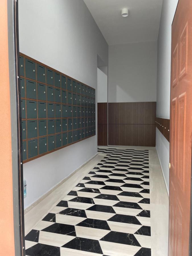 Kino Apartment Tirana Zewnętrze zdjęcie