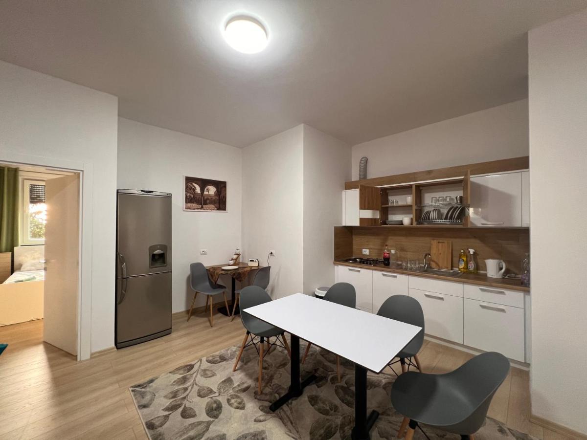 Kino Apartment Tirana Pokój zdjęcie